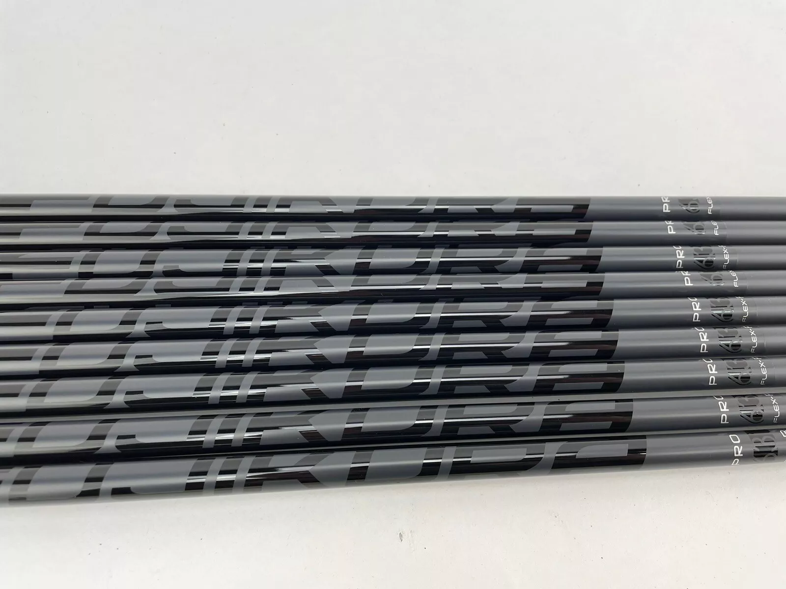 Fujikura Pro 63i Iron Shaft Set (9) Regular Flex Graphite/0.370 Parallel/New